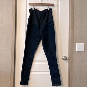 Maternity skinny jeans